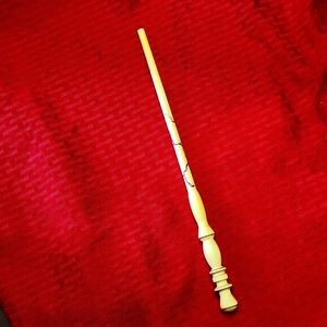Hand Crafted and Hand Painted Wooden "Harry Potter" type Wooden Wand.
